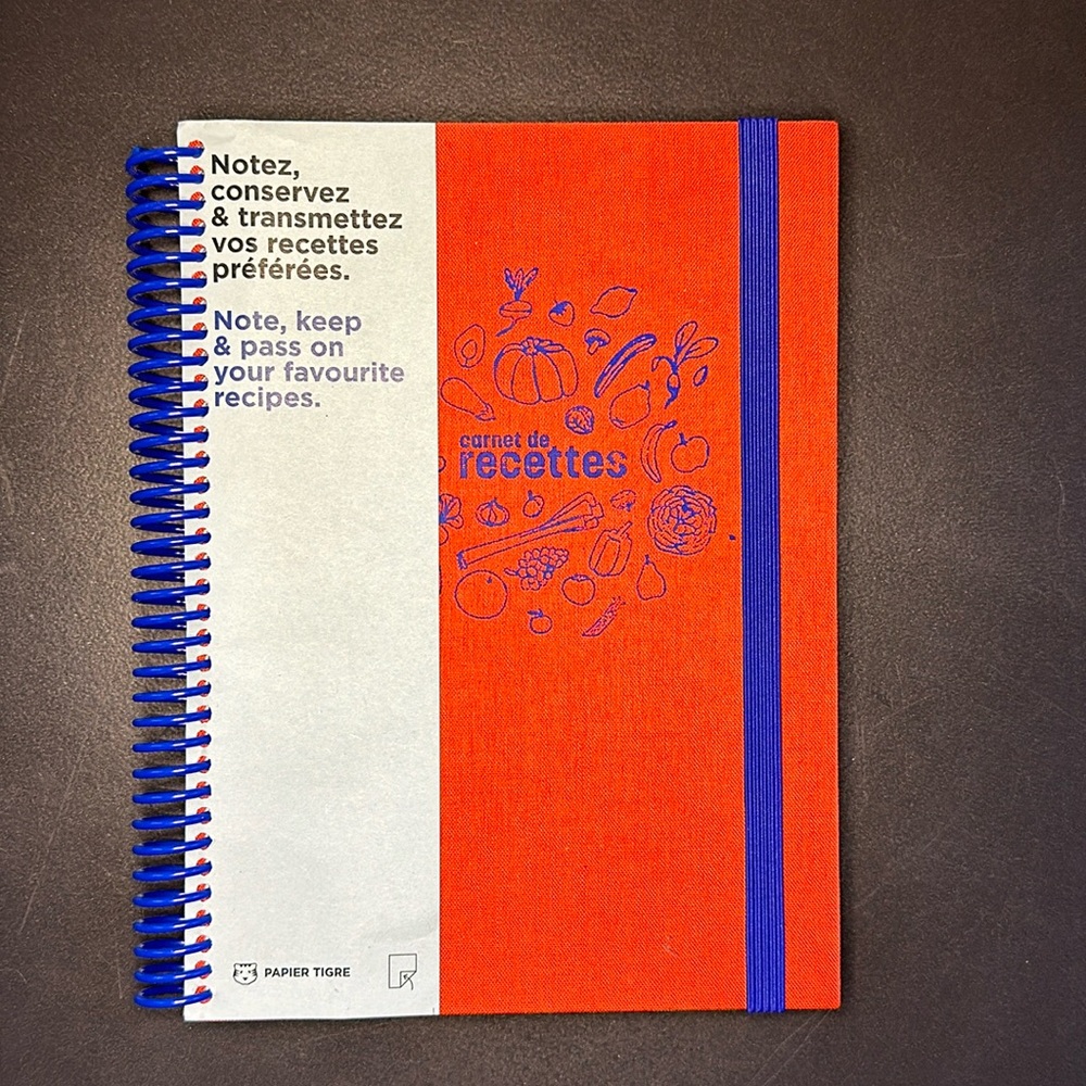 Adorable French & English Recipe Book by Papier Tigre